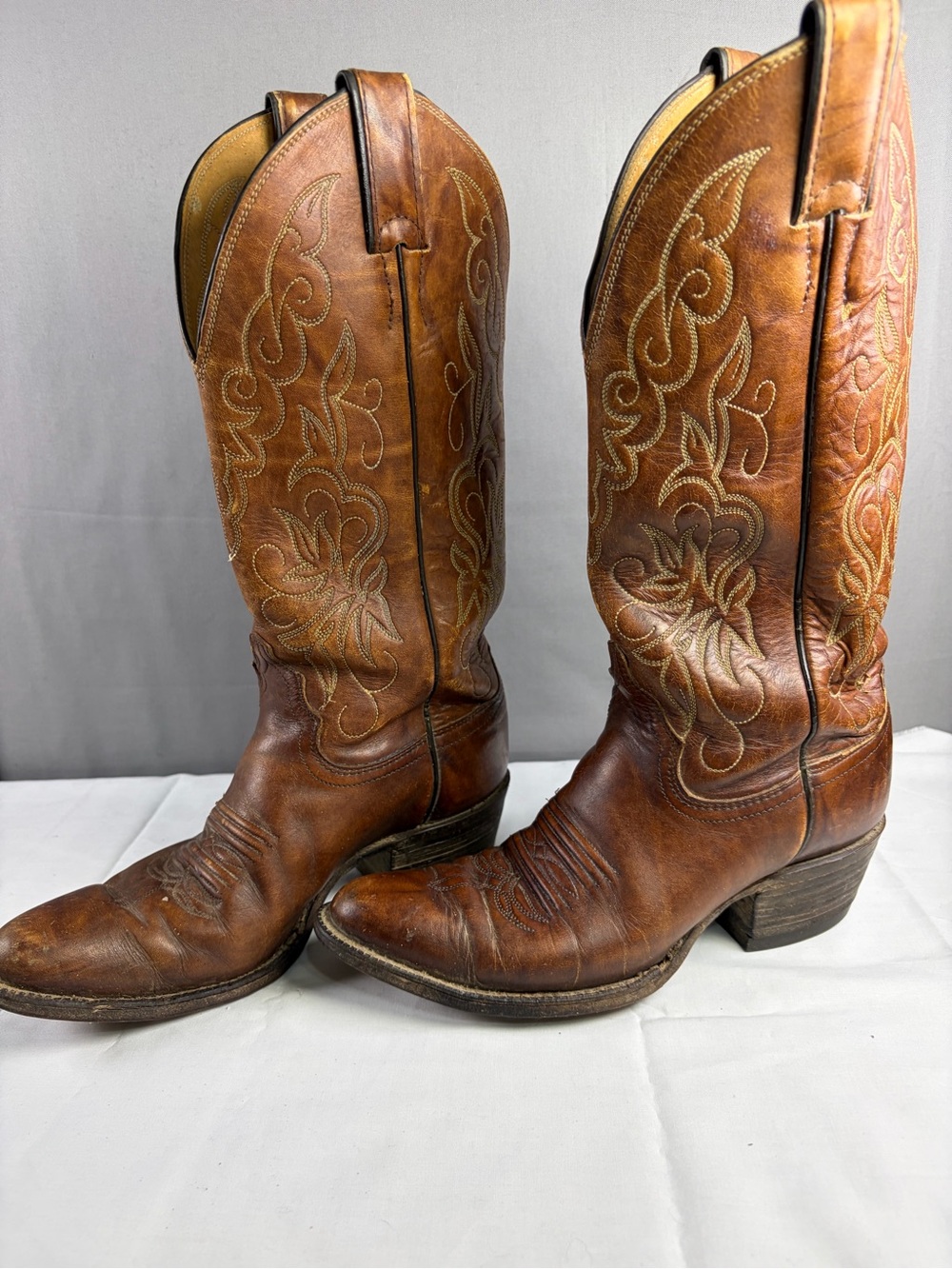 Justin Vintage 80’s Boots Brown Leather Embroidered  Boots Made in USA AS IS